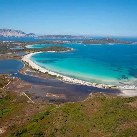 House In Villaggio Hébergement de vacances