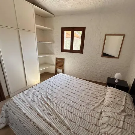 House In Villaggio Hébergement de vacances Nuragheddu